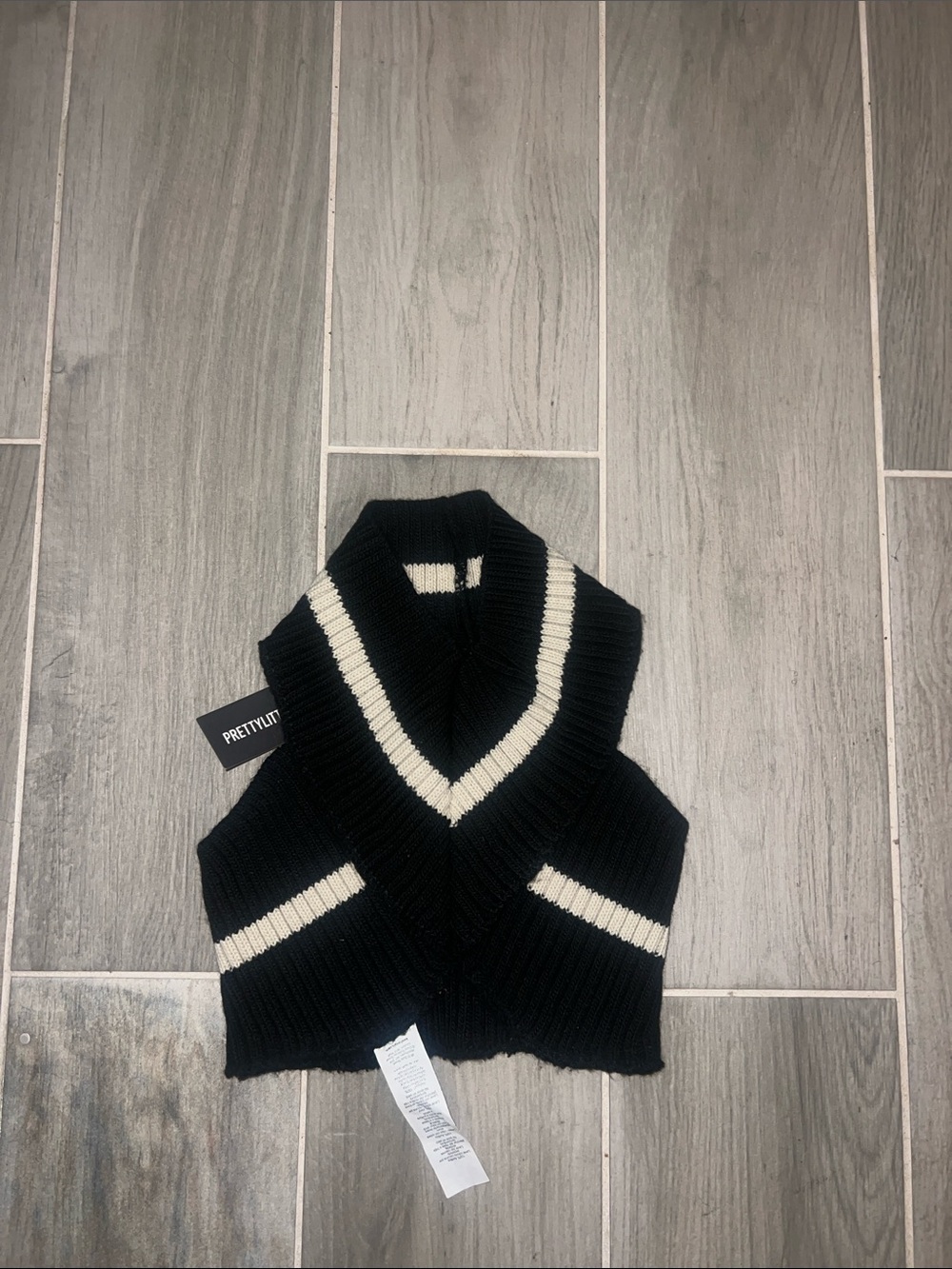 PRETTYLITTLETHING Black and Cream V-Neck Ribbed Sweater Vest